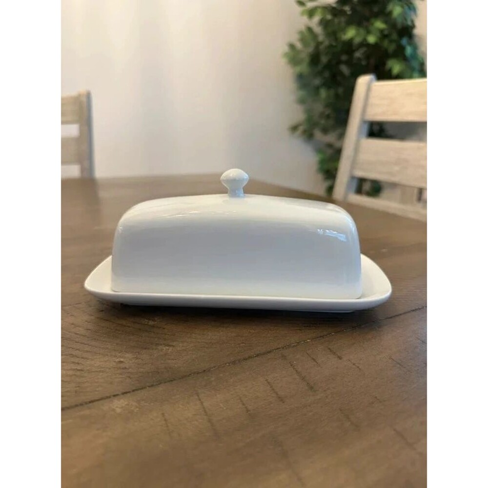 BIA Cordon Bleu White Porcelain Covered Butter Dish Knob Lid Farmhouse 8”